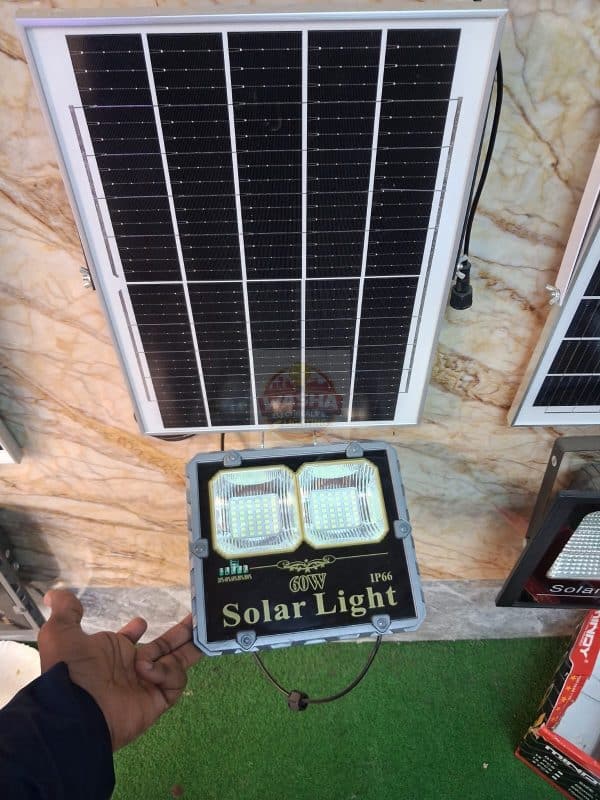 60W-solarlight-2way.jpg 2 × 60W Solar Floodlight Pack